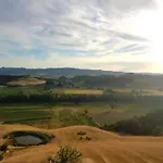 Casa de Férias Cosy In Toscana With Outdoor Swimming Pool Peccioli