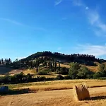 Casa de Férias Cosy In Toscana With Outdoor Swimming Pool Peccioli