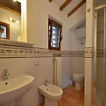 Casa de Férias Cosy In Toscana With Outdoor Swimming Pool *