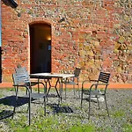 Cosy In Toscana With Outdoor Swimming Pool *