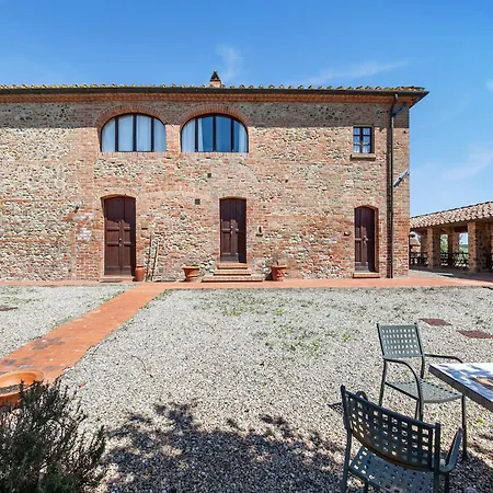 Cosy In Toscana With Outdoor Swimming Pool *