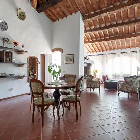 Cosy In Toscana With Outdoor Swimming Pool *