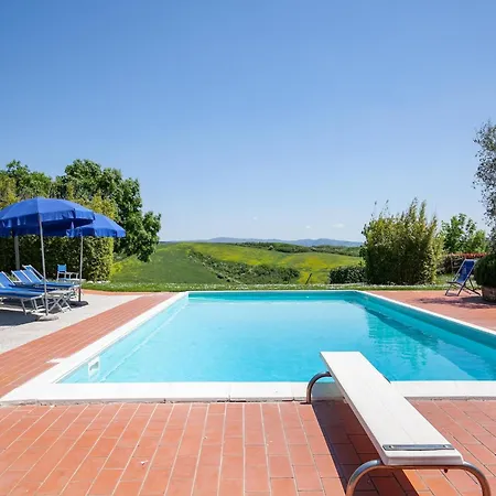 Cosy In Toscana With Outdoor Swimming Pool *