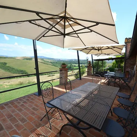 Дом отдыха Cosy In Toscana With Outdoor Swimming Pool Peccioli
