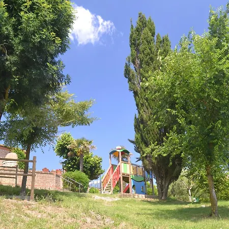 Cosy In Toscana With Outdoor Swimming Pool 度假居 *