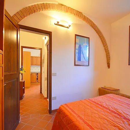 Prázdninový dům Cosy In Toscana With Outdoor Swimming Pool