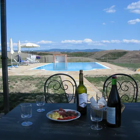 Prázdninový dům Cosy In Toscana With Outdoor Swimming Pool *